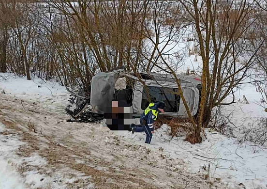 В Ивановской области в тяжелом ДТП погибли два человека