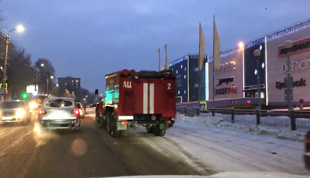 К «Серебряному городу» в Иванове были стянуты 11 пожарных расчетов 