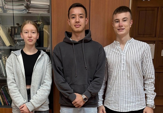  Первокурсники Энергоуниверситета соревновались в конкурсе конспектов 