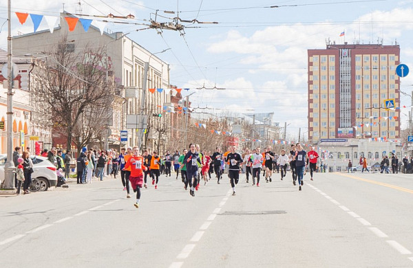 В Иванове состоялась 88-я первомайская эстафета «Рабочий край»