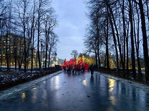  Годовщину Великого Октября в Иванове отметили акцией и автопробегом 