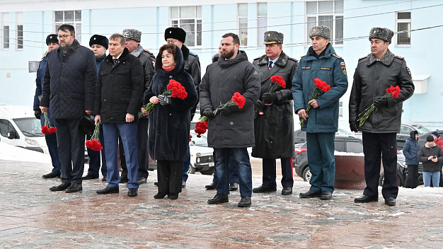 В Иванове почтили память Неизвестного солдата