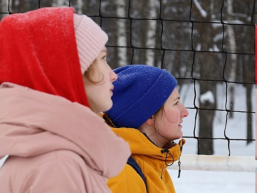  В Иванове прошел турнир по волейболу на снегу 