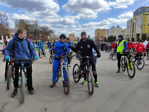 В первомайском велопробеге приняли участие около 700 ивановцев