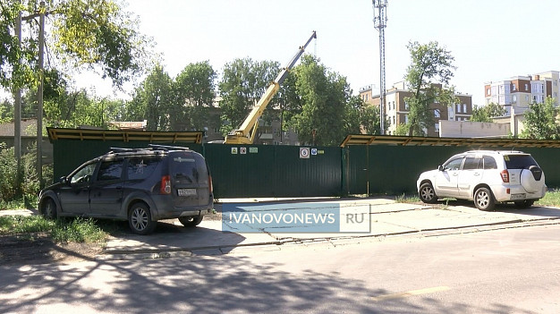 В центре Иванова на муниципальной земле возводят самострой