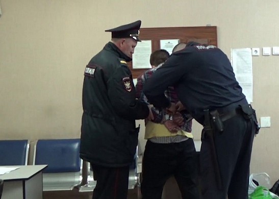 Житель Палехского района устроил дебош в сельской администрации