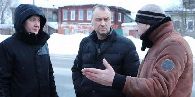 Зампред областного правительства Сергей Чесноков провел рабочее совещание на месте происшествия в Фурманове 