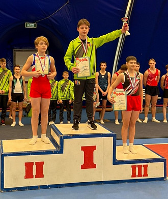 Ивановцы завоевали 17 медалей на Чемпионате и Первенстве ЦФО по прыжкам на батуте