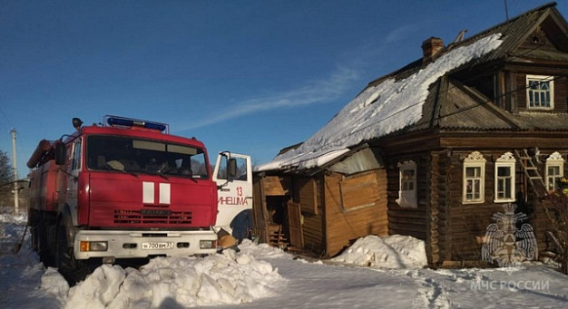 В Кинешемском районе во время пожара серьезно пострадала женщина