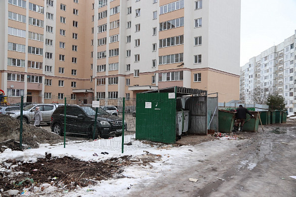В Суховке ликвидируют проблемную контейнерную площадку