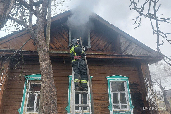 В Ивановской области загорелись два частных дома 