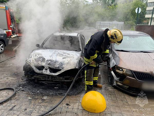 Утром в Иванове сгорели два автомобиля