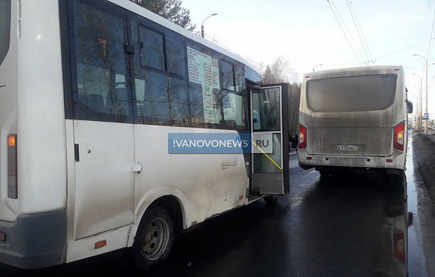 В Иванове произошла авария с двумя пассажирскими автобусами