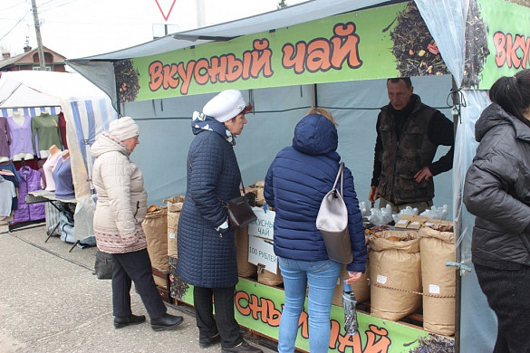 Сельскохозяйственную ярмарку в Ивановской области украсил конкурс шляп