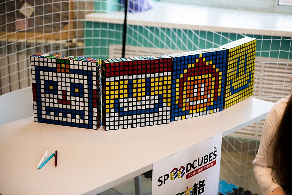В Иванове собрали кубик Рубика за 7,35 секунды