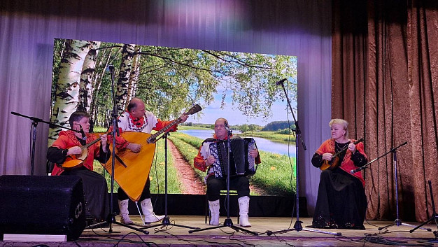 В Юже спели патриотические песни