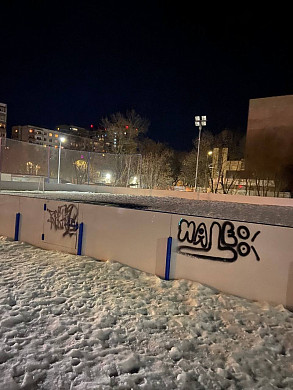  В Иванове вандалы ломают новенький стадион 