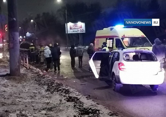 В субботнем ДТП в Иванове пострадали шесть человек