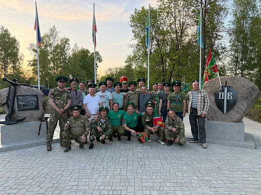 Пограничники в Вичуге установили памятный обелиск