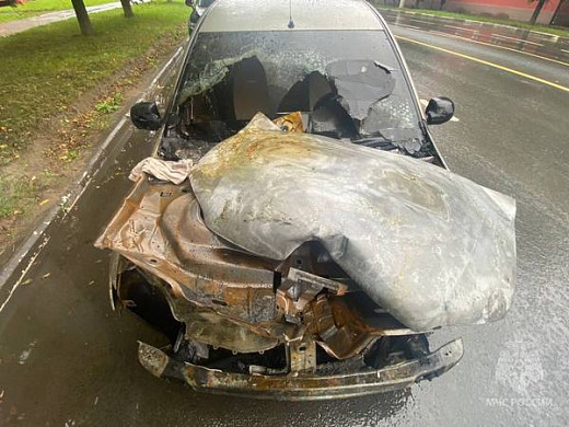  В Иванове ранним утром сгорел автомобиль 