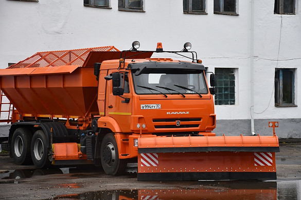 Парк дорожного хозяйства в Иванове пополнился новой коммунальной техникой