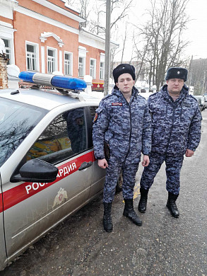 Пожар в малосемейке в Иванове: 20 эвакуированных, двое пострадавших