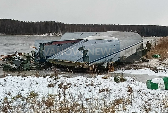  На месте крушения самолета в Уводьском водохранилище завершают работы 
