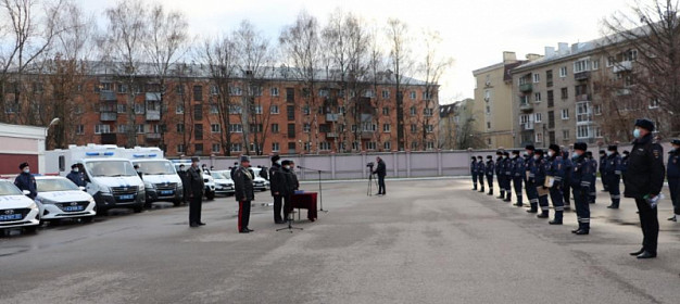 Полиция в регионе получила новые автозаки, легковушки и спецмашины для транспортировки собак