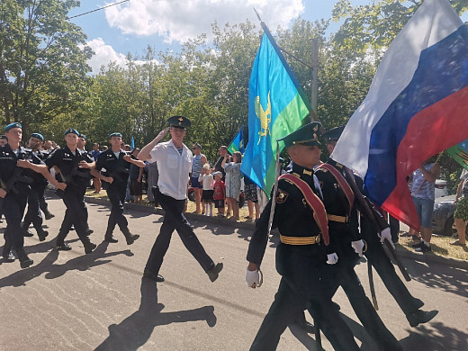  В Иванове отмечают День Воздушно-десантных войск 