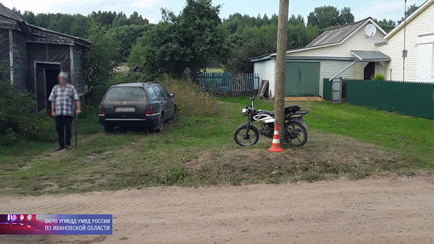 11-летний мальчик на мопеде врезался в опору ЛЭП