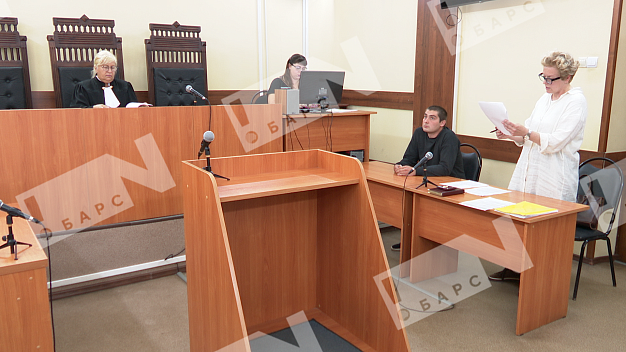 Оператор, повредивший кисть на «Галтексе», доказал трудовые отношения в суде
