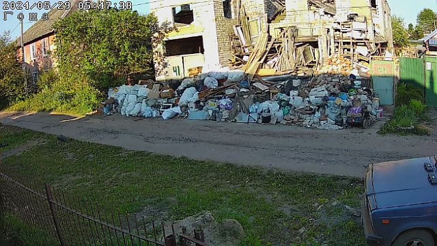 На ул. Брянской в Иванове - свалка