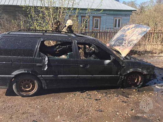  В Иванове у областного ГИБДД загорелся автомобиль 