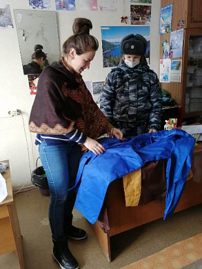 Пошитую осужденными ИК-10 одежду хотят поставлять в больницу