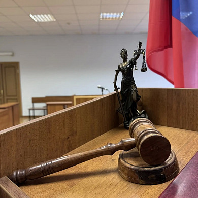 В Иванове иностранец за 250 тысяч рублей записался в отцы ребенку, чтобы остаться в РФ