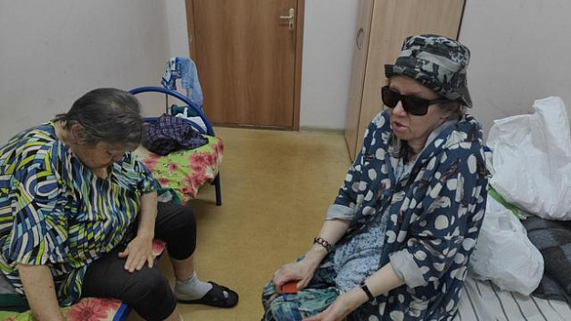 Две пожилые женщины с Дальнего Востока неделю ночевали на автовокзале