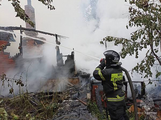  В Палехе второй раз горел дом, где ранее на пожаре погиб человек 
