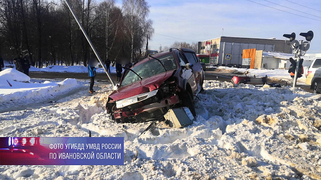 В Ивановской области поезд «Ласточка» протаранил автомобиль