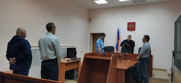 Экс-полицейские, отбиравшие премии у своих подчиненных, отделались штрафами