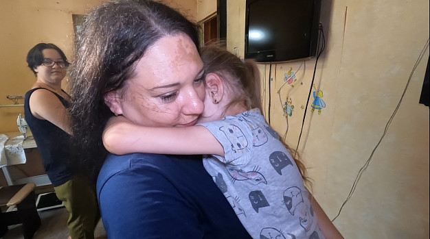 Карта арестована: как помочь многодетной маме Снежане, перенесшей два инсульта