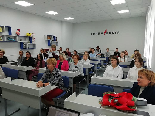  В сентябре в школах Ивановской области открылось 15 «Точек роста» 