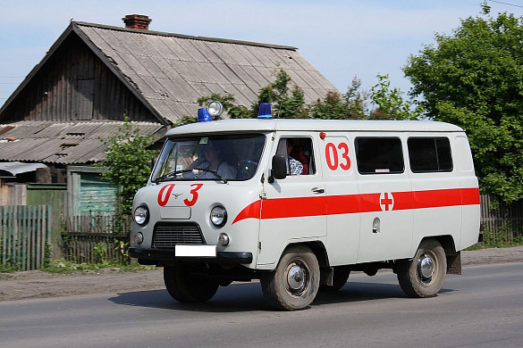 В Ивановской области женщина одна родила в «скорой», ребенок умер