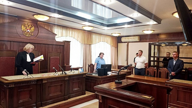 Чиновникам областного правительства предъявлено обвинение во взятке 