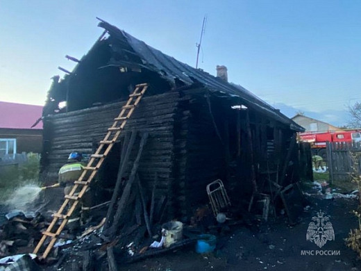  В Тейкове мужчина спас соседку из горящего дома 