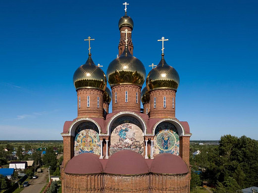 В Вичуге начали реставрировать майоликовое панно Воскресенского собора