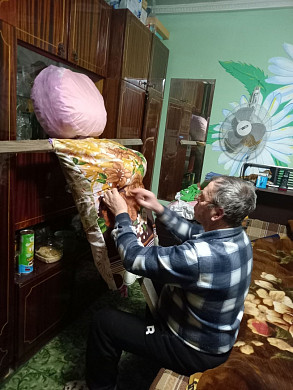 В Иванове пенсионер ежегодно устраивает яркое масленичное шоу для целого микрорайона