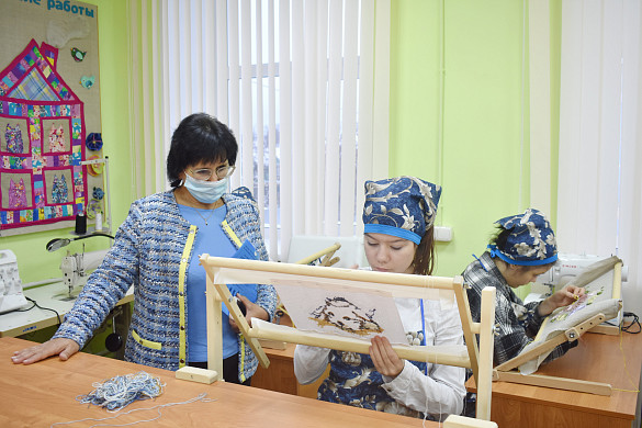 В Ивановской коррекционной школе №2 начали обучать ткачеству