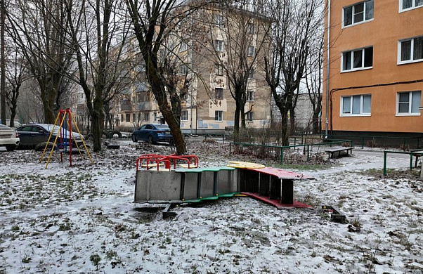  В ивановских дворах демонтировано более 260 игровых элементов 