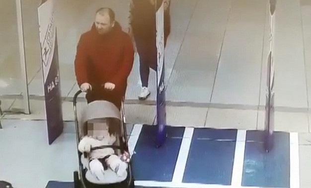 Ивановская полиция разыскивает мужчину с детской коляской