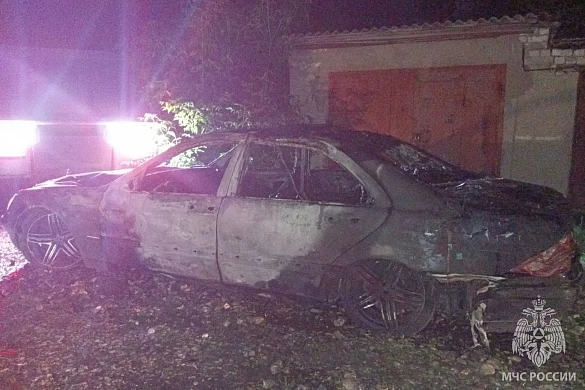 В Иванове при пожаре в гаражах погиб 23-летний парень